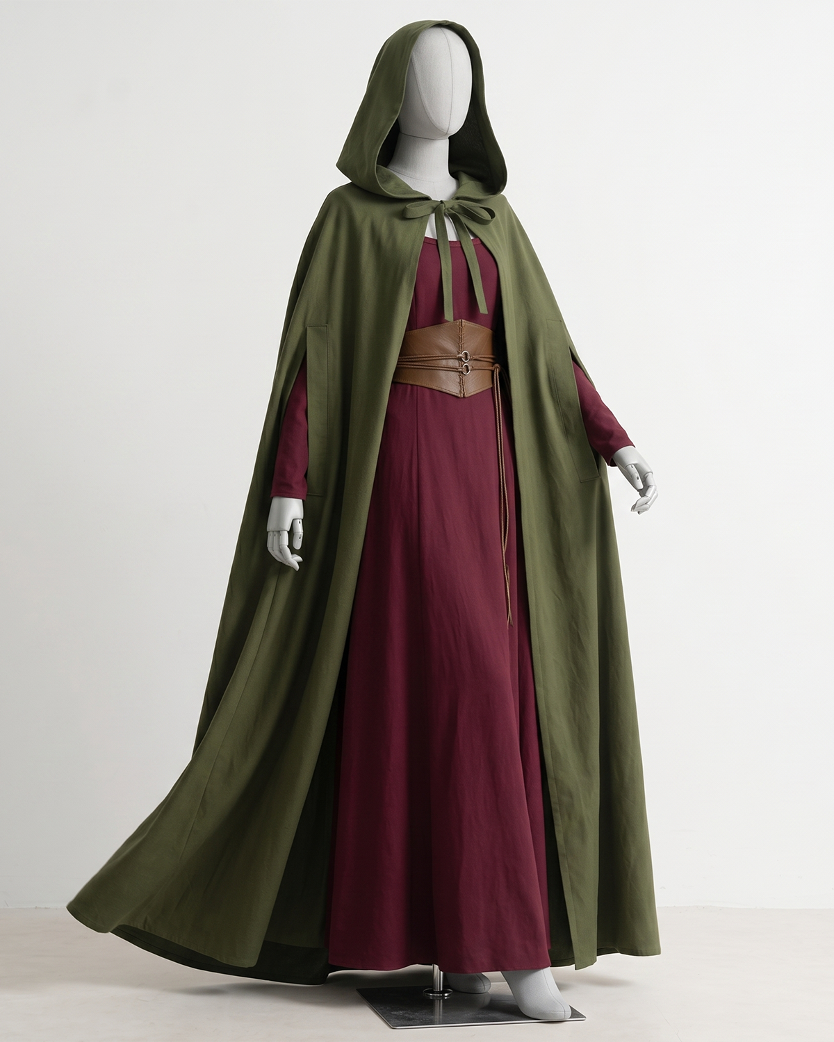 Forest Wanderer Hooded Cloak Main image